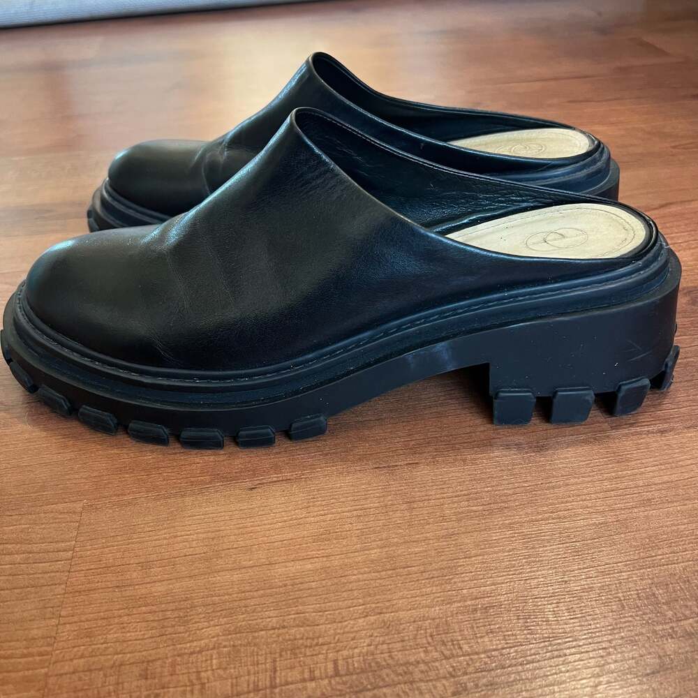 Porte & Paire Chunky Lug Sole Calf Leather Mule Slides Women’s 11 US
